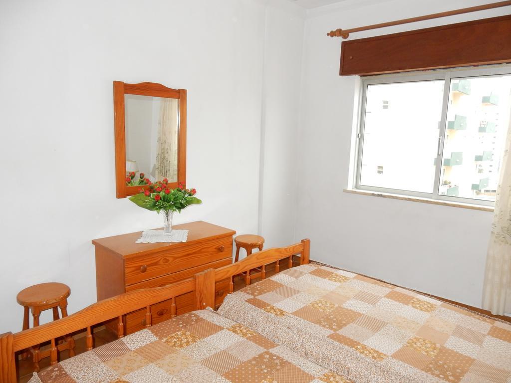 Turisticos Perola Da Rocha Ii Apartament