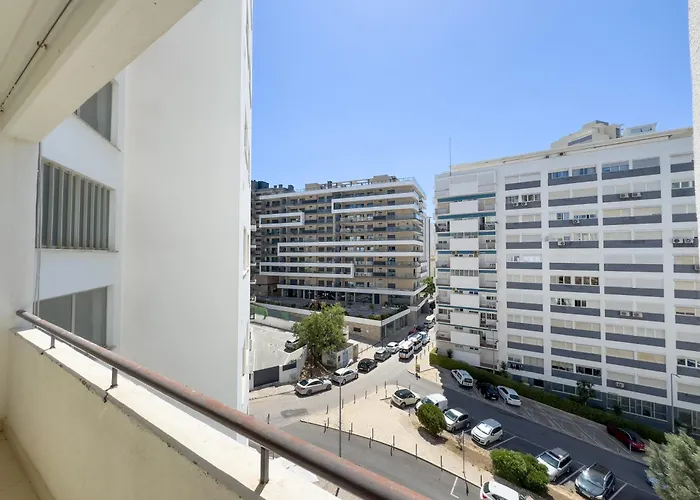 Apartamentos Turisticos Perola Da Rocha II